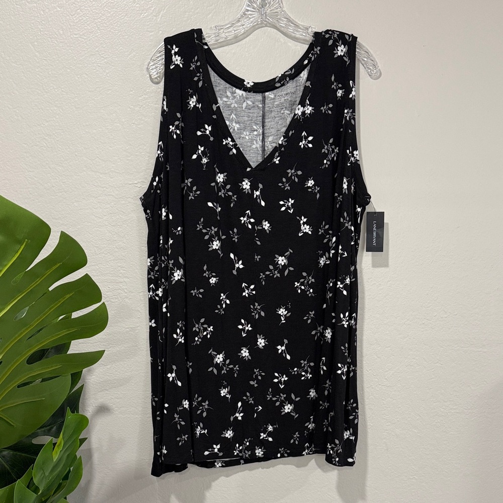 NWT Lane Bryant Black and White Floral Tank Top plus size 26/28